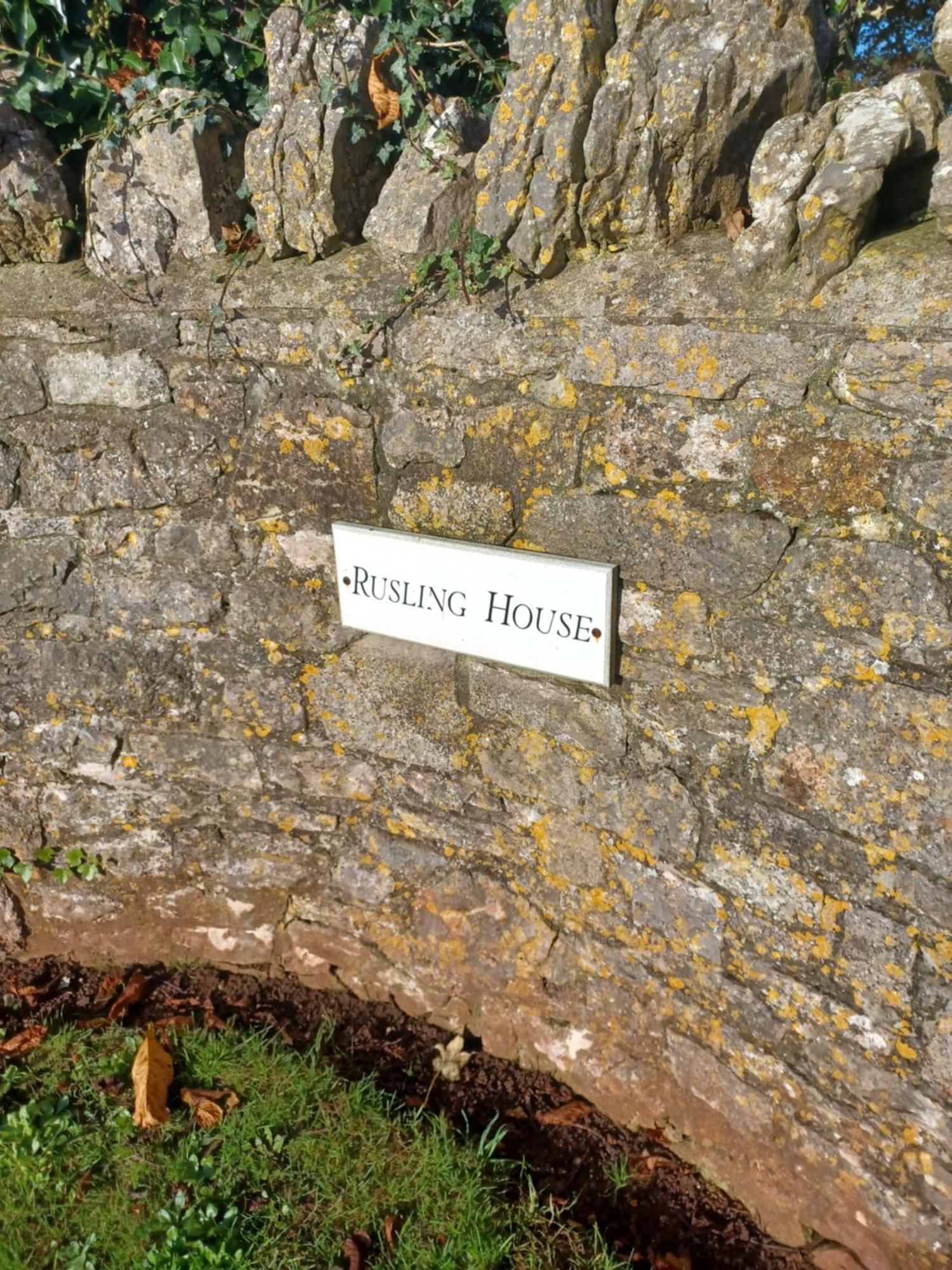 Bed and Breakfast Rusling House Butcombe Екстер'єр фото